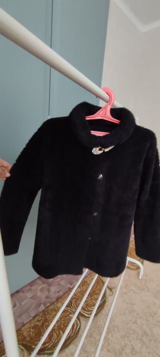 Продам одежду женскую