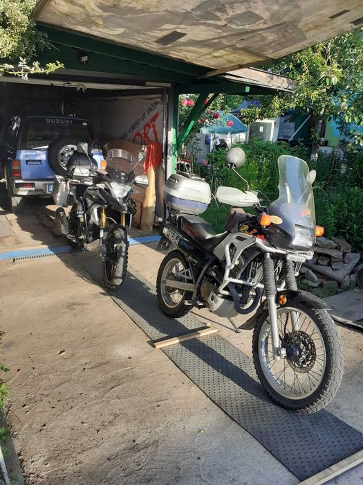 Vand Bmw 310 GS si HONDA 250 NX