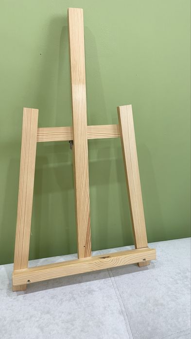 Настольные мольберты и фартуки