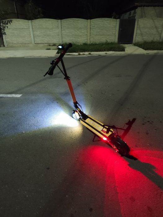 Vând Motus 8.5 lite pro aproape nou