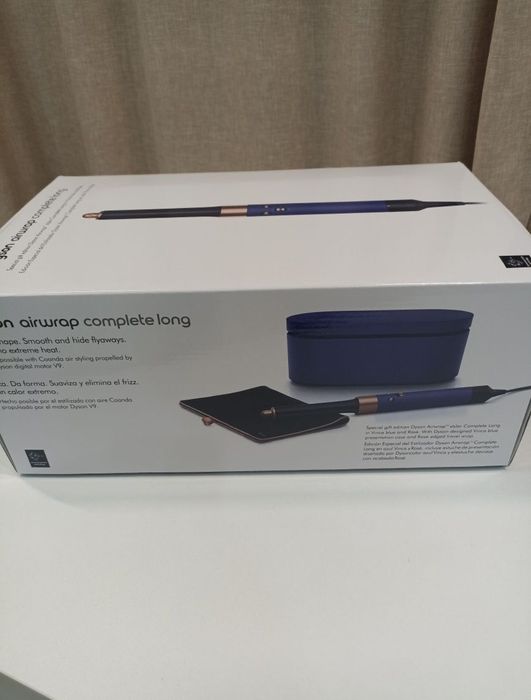 Продам Dyson фен новый