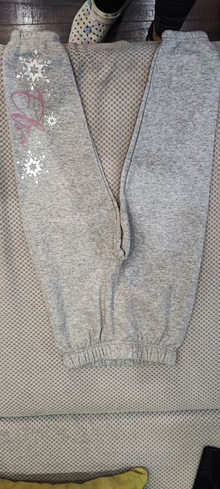 Комплект от 3 части на Замръзналото кралство, Елза с елек/грейка