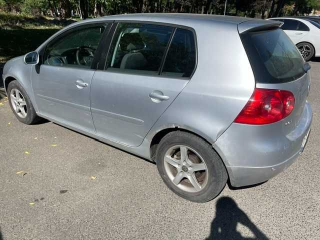 VOLKSWAGEN Golf 2004 — imagine 4