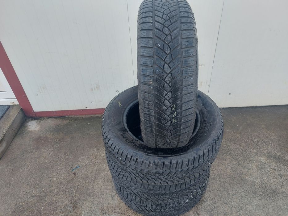 135 lei bucata! Set anvelope M+S/IARNA 215 65 r16 Fulda! 7 mm