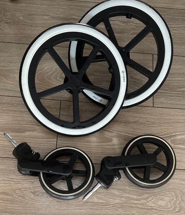 Коляска Cybex Priam Lux