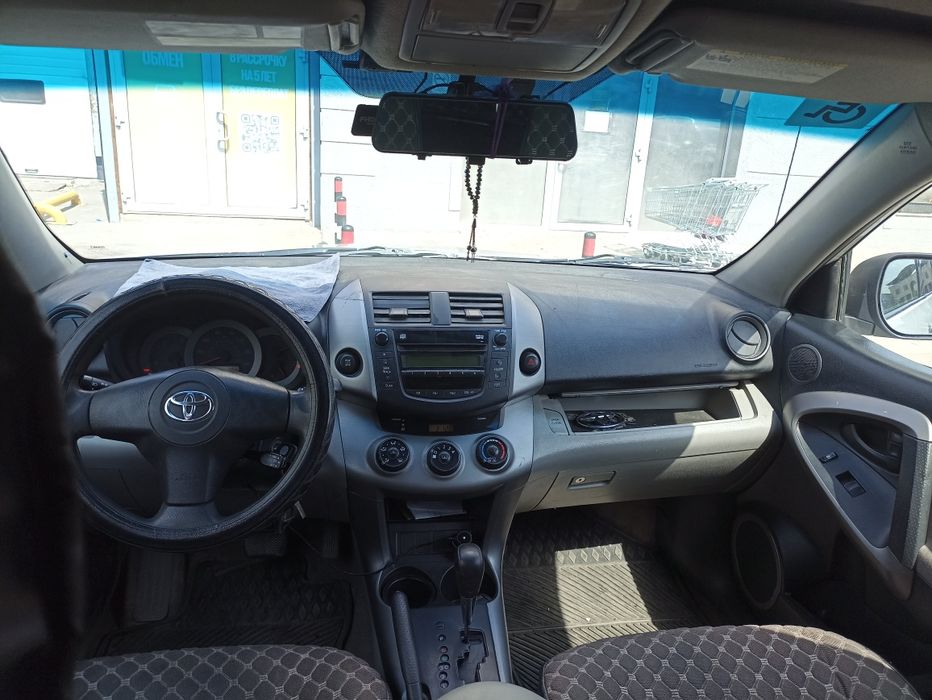 Продам Toyota rav4