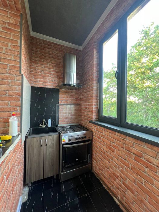 Продается квартира 1в2 Авиасозлар-4   1 линия