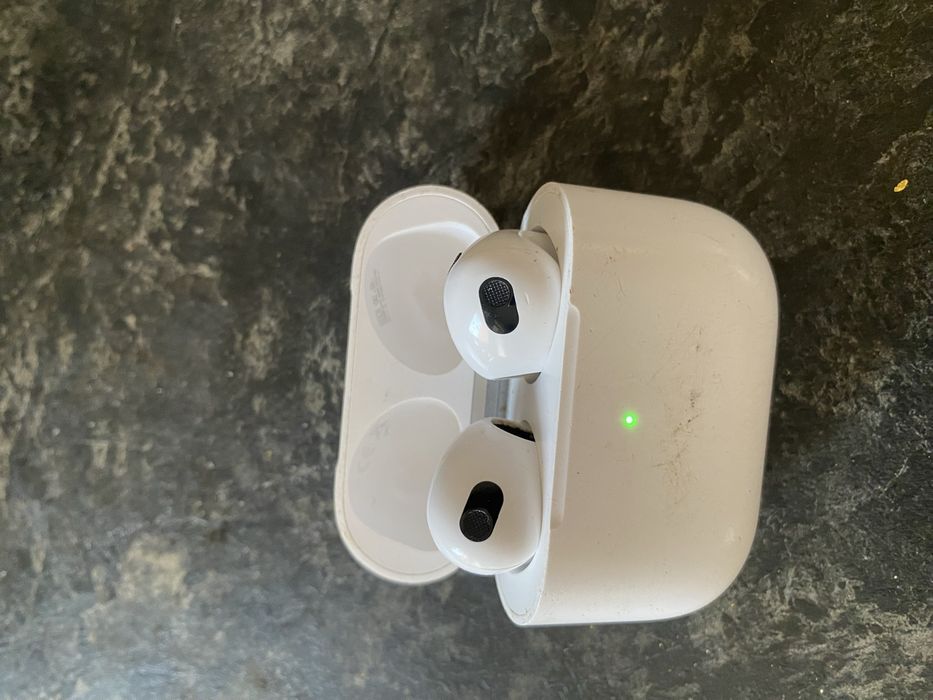 iPhone науашникки