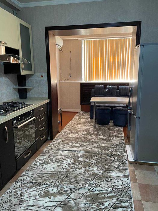 4 комнат 98кв Сдается СРОЧНО мега планет Юнусабад Универсам