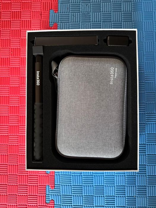 Insta360 X5 Essentials Bundle