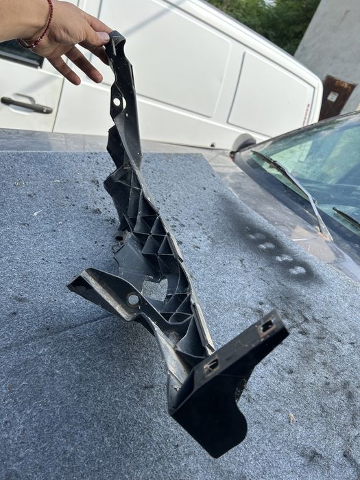 Държач фар BMW  е90/91