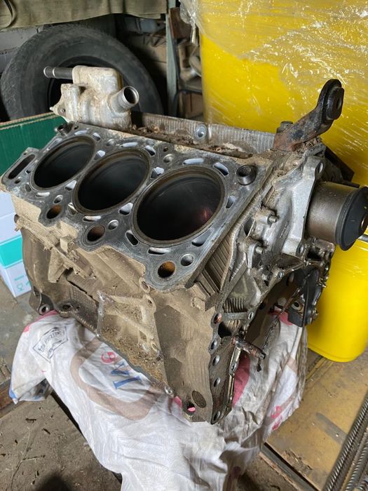 Блок 1mzfe в отшичном состояни