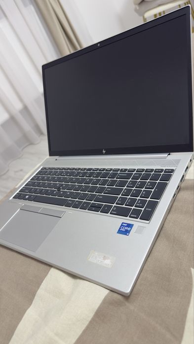 Laptop HP Elitebook 850 GB