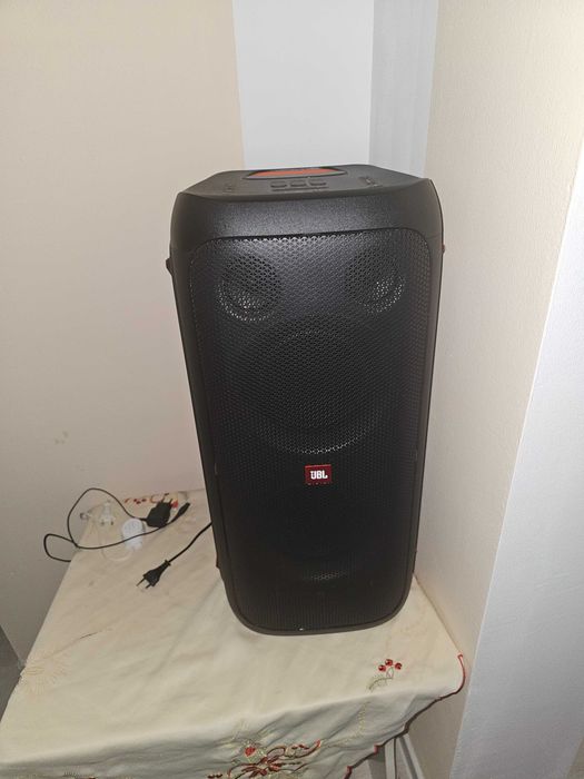 BOXĂ JBL 310 noua