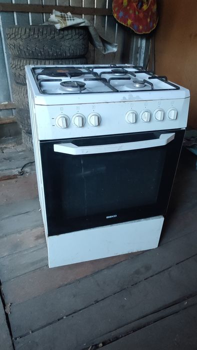 Продам ВЕКО газплита