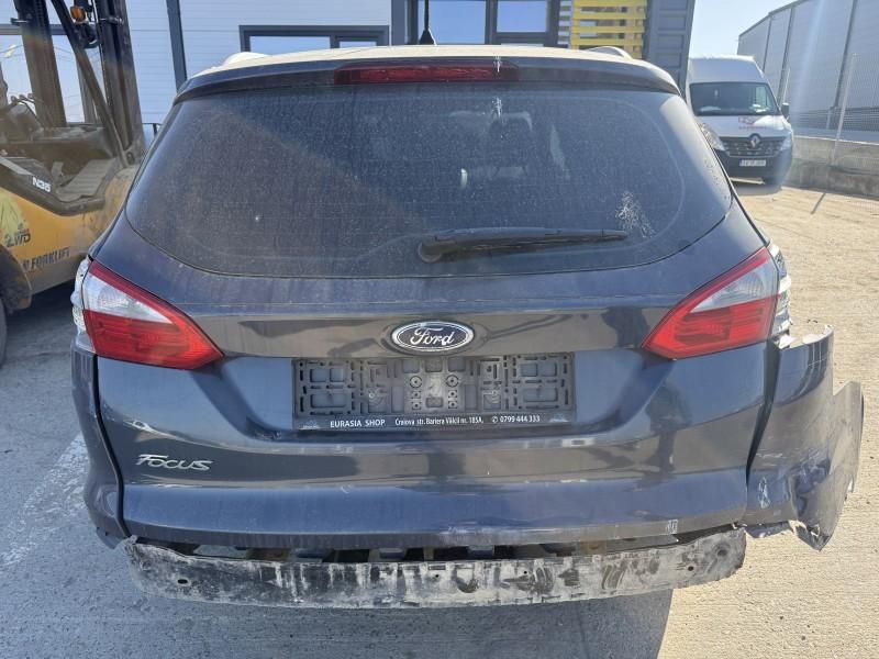 Haion cu luneta Ford Focus 3 Break culoare midnight sky