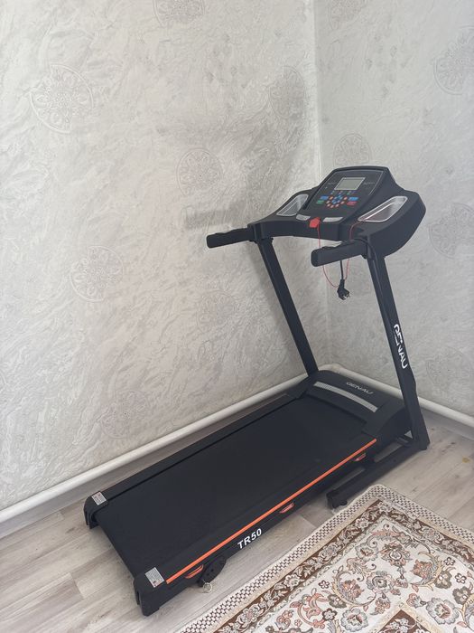 Беговая дорожка продается
