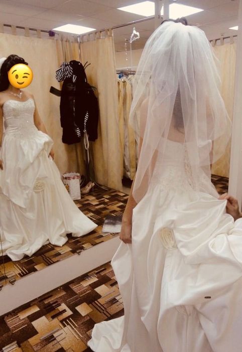 Свадебное платье