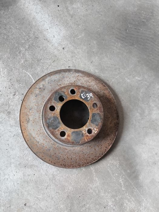 Тормозные диски на BMW E 36 E46 E39 E60 X5 в Алматы