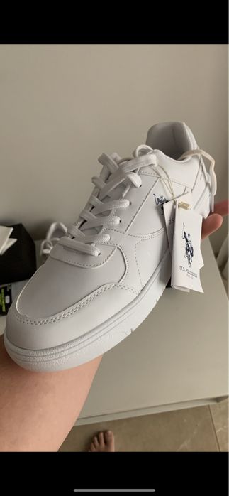 Продам кеды новые