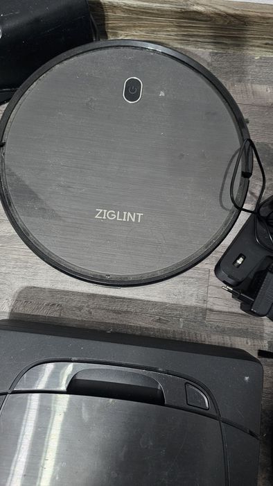 Aspiratoare/Roboti Neato/ZooZee/Ziglint/Irobot