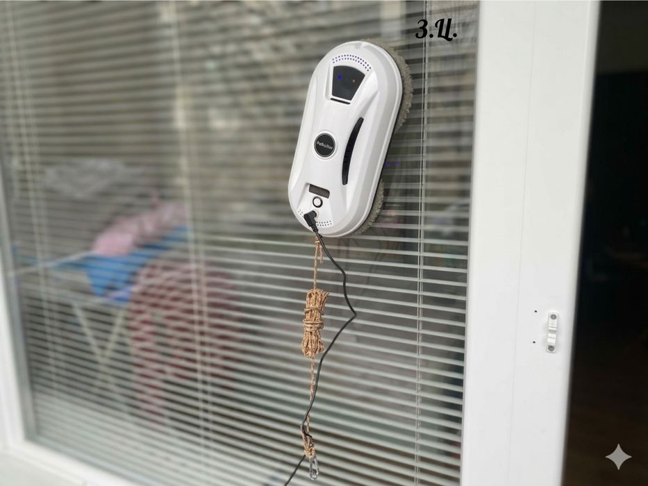 Робот за почистване на прозорци