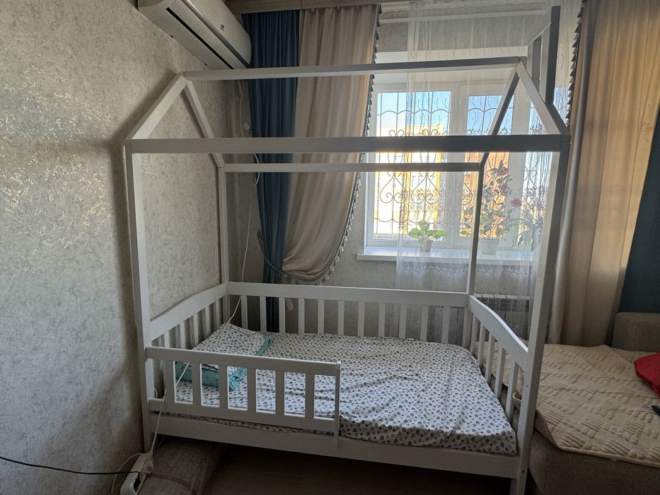 Продам детскую кровать