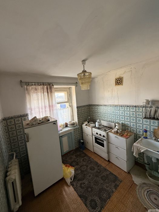 Продам 2 комнатную квартиру!