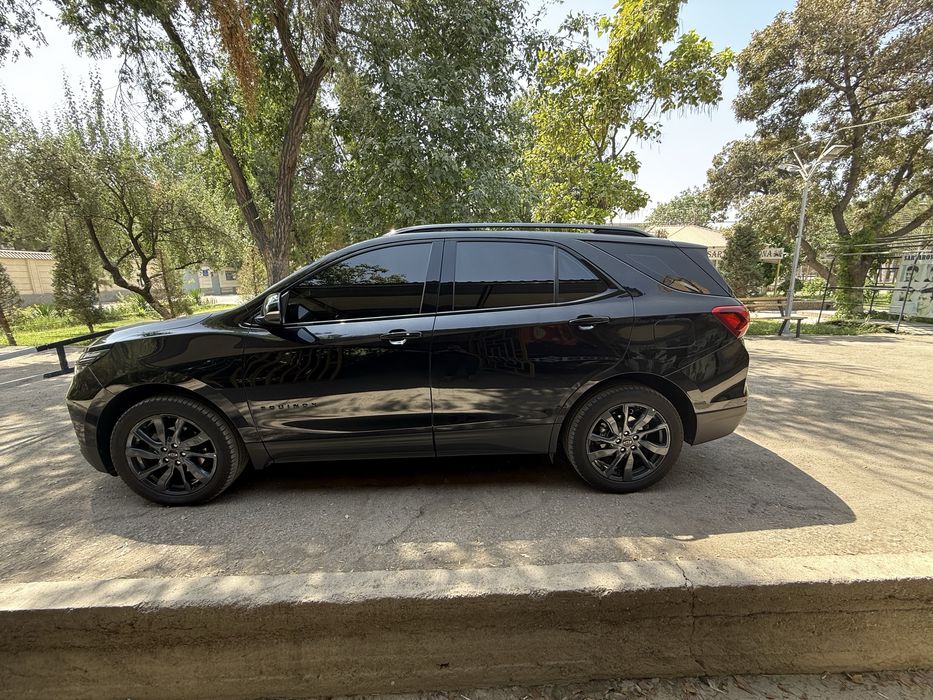 Chevrolet Equinox RS максимальная комплектация, идеальное состояние