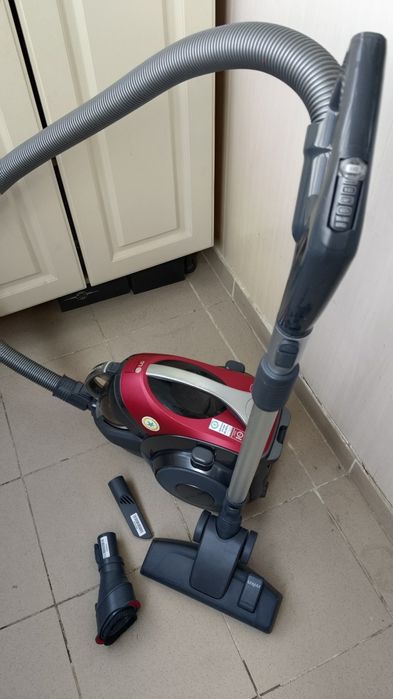 Пылесос LG kompressor 2000w