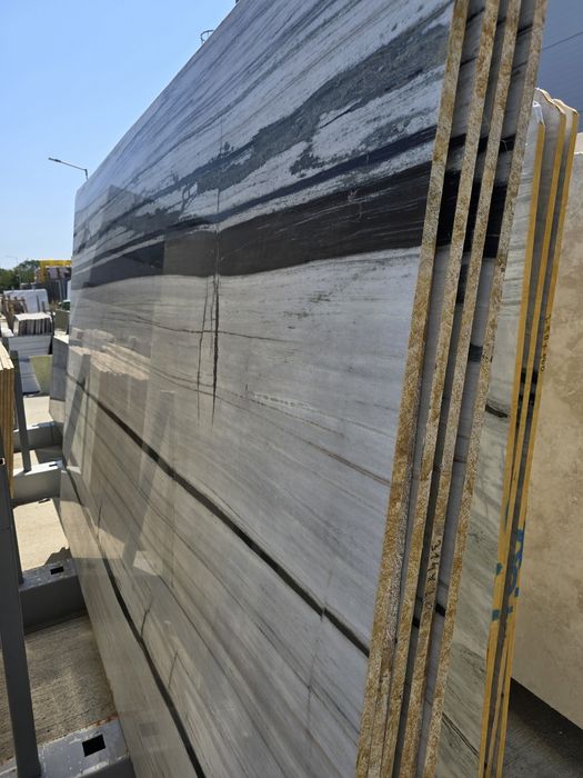 Glafuri, blat bucătărie, blat baie, pardoseli,scari