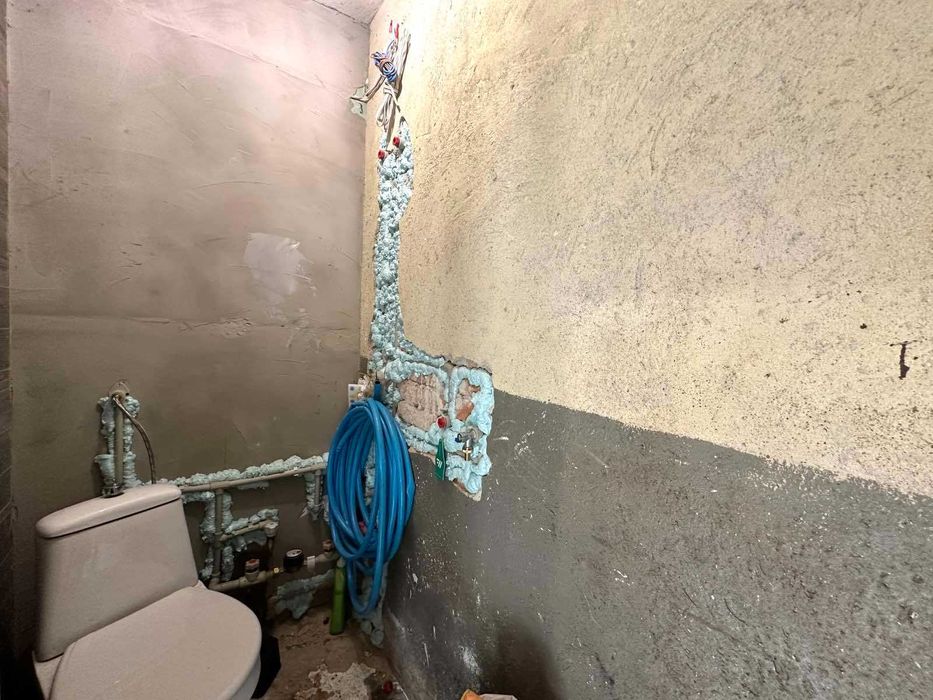 Продава се Офис в Горна Оряховица - 14 кв.м за 2393 €/кв.м - Снимка #10