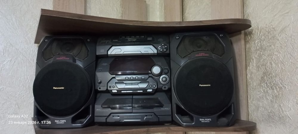 Музыкальный центр