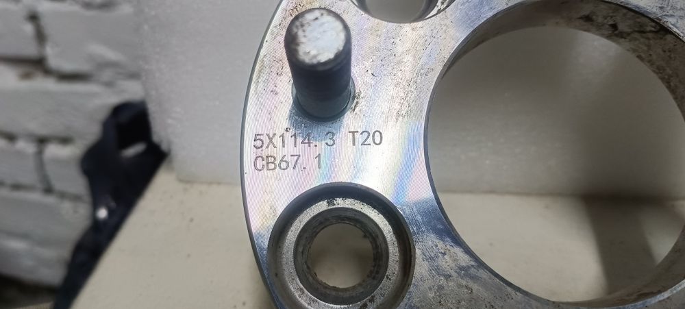 Продам проставки ступичные