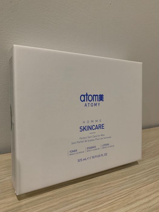 Set ingrijire fata barbati atomi