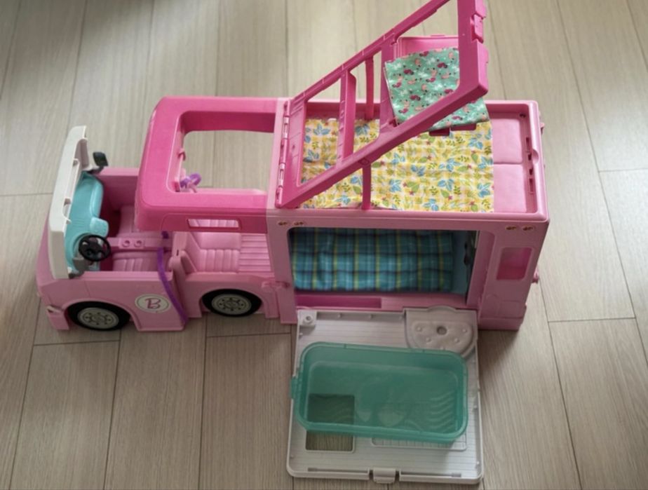 Masinuta  Barbie 3 in 1 - Rulota de vis