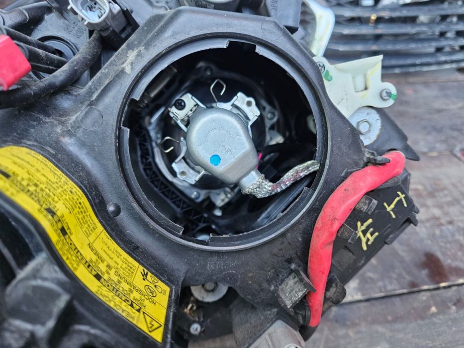 Левая фара RX350