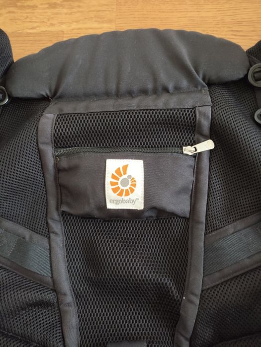 Ергобейби (Ergobaby)