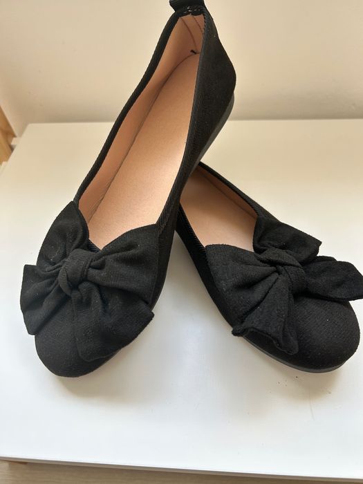 Черни, ниски обувки 39