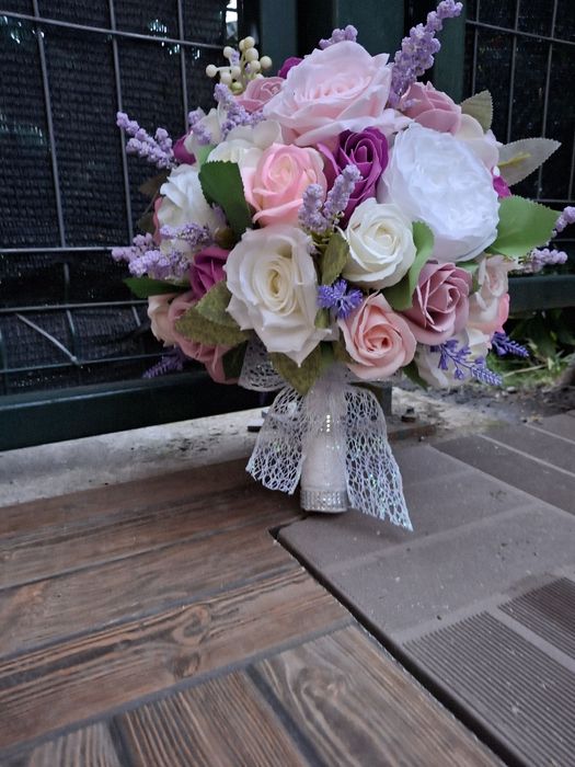 Aranjamente flori artificiale evenimente