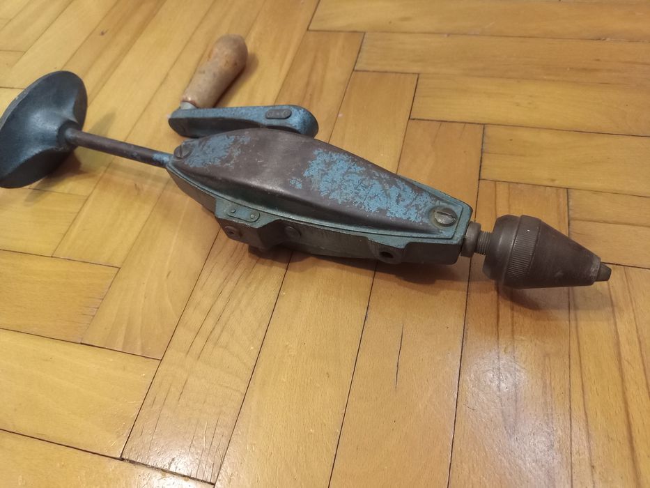 Старинен ръчен маткап за пробиване