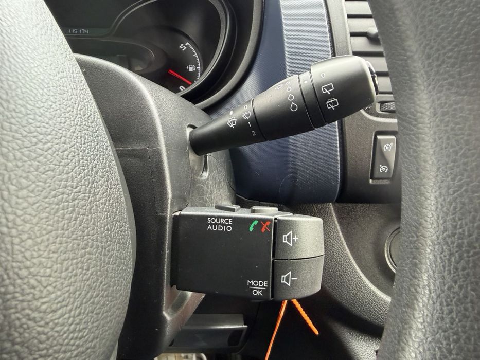 Inchiriez Opel Vivaro 9 locuri - Bistrita / Cluj / Targu Mures