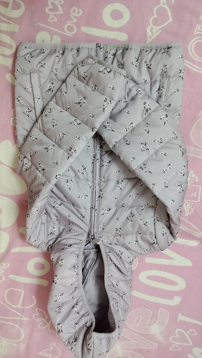 Продам Куртку для девочки 4-5 лет