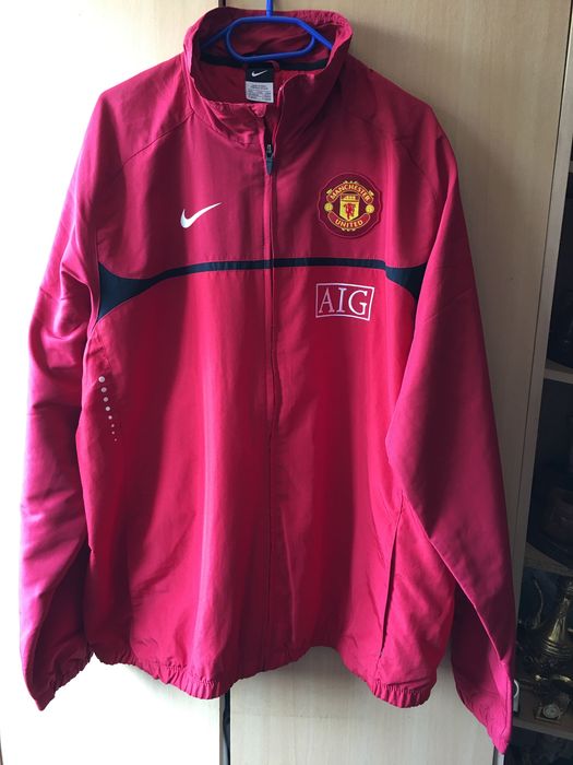 vandd geaca nikee