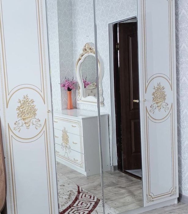 Продам шкаф