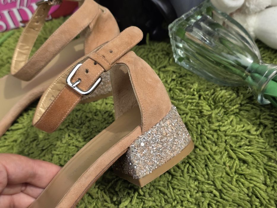 Stuart Weitzman оригинални сандали N37