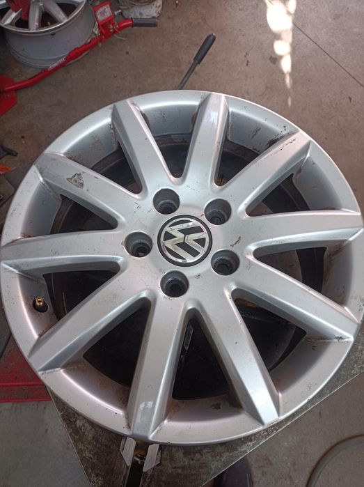 4jante aliaj originale wv golf 5 cu prindere 5×112 r 16