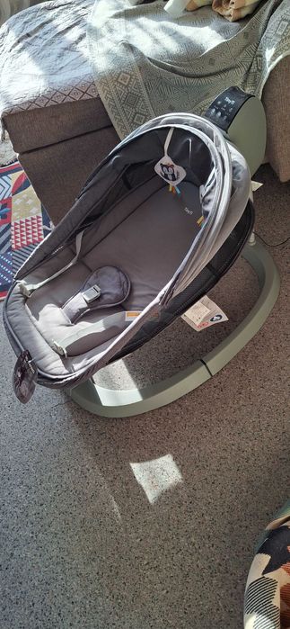 Продам шезлонг для укачивания