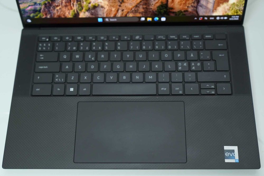 Vand Laptop Dell XPS 15 9530  i7 Gen13 Rtx 4060 (8Gb) 32Gb Ram 512Gb Nvme