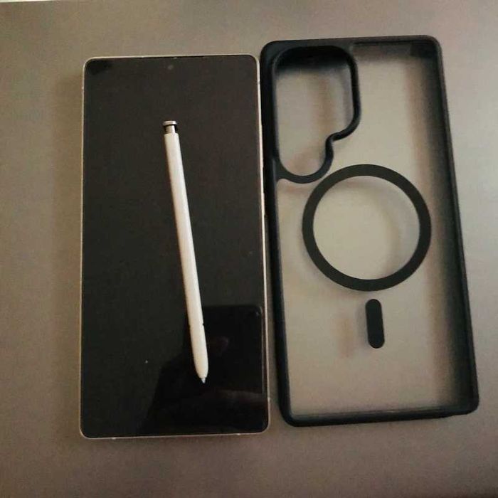 Vand Samsung Galaxy S25 Ultra 1TB stare impecabil